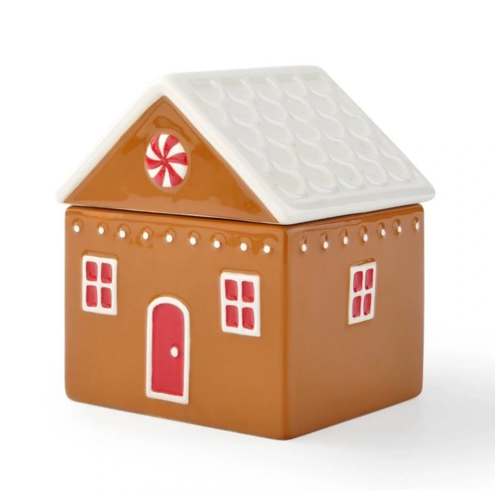 Target 🎯 Novelty Ceramic Cookie Container Gingerbread House